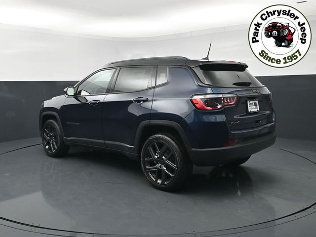 New 2026 Fathom Blue Pearl-Coat Exterior Paint Jeep Limited image 4
