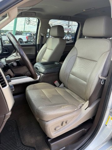 Used 2018 Silver Ice Metallic Chevrolet LTZ image 13