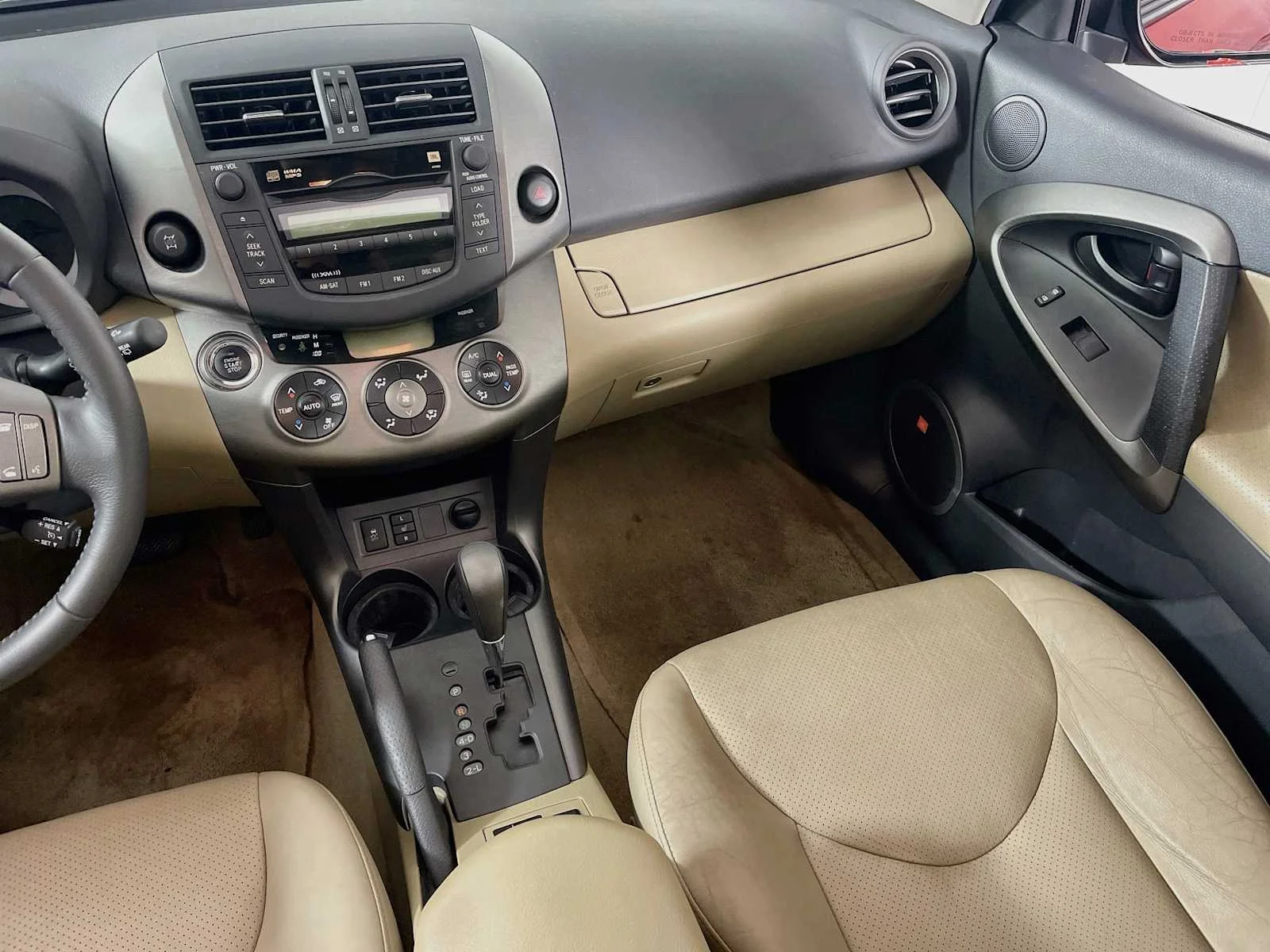 Used 2011 Barcelona Red Metallic Toyota Ltd image 21