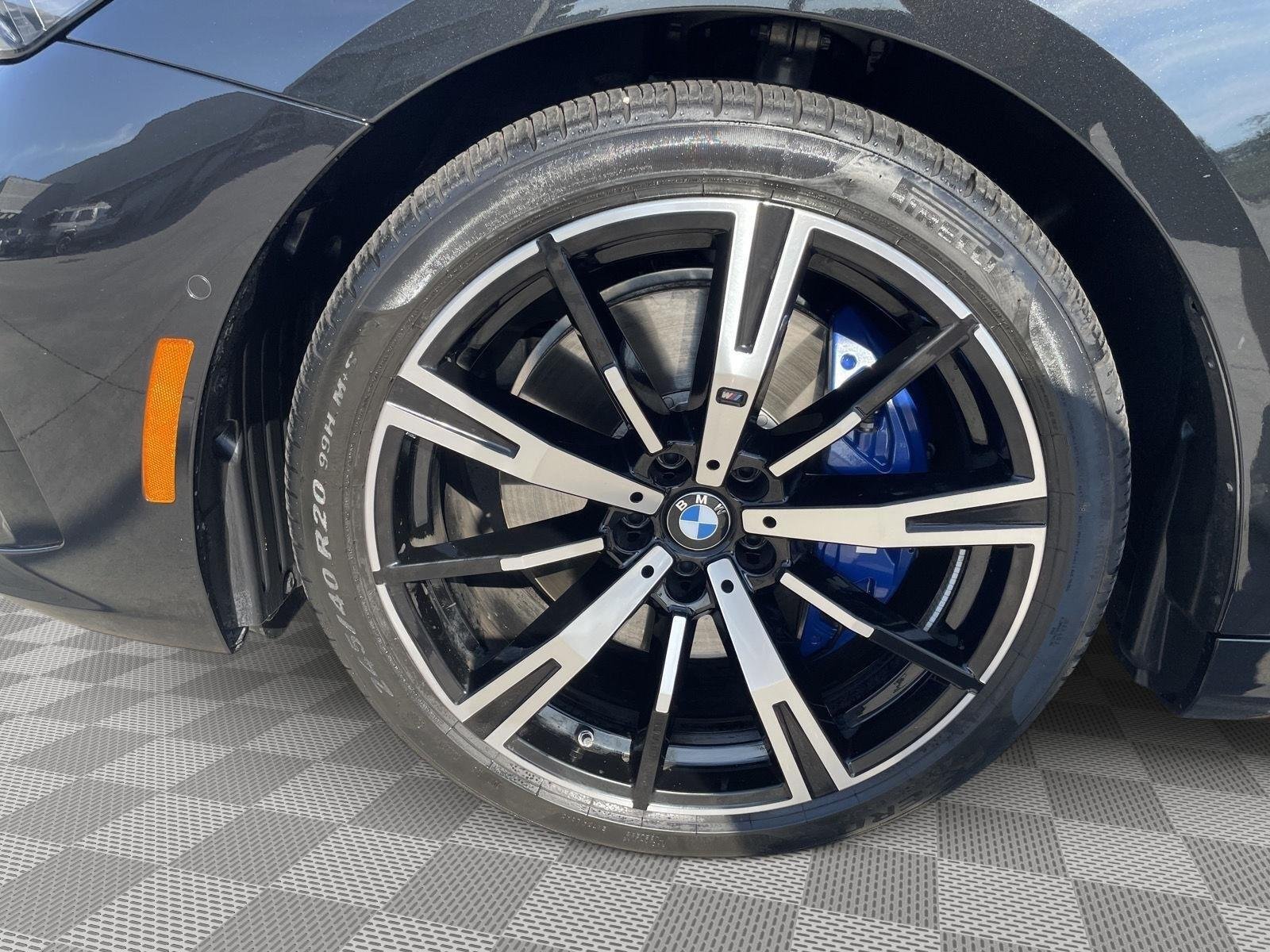Used 2026 Black Sapphire Metallic BMW 540i xDrive image 21