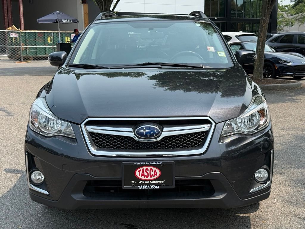 Used 2017 Gray Subaru 2.0i Limited image 3