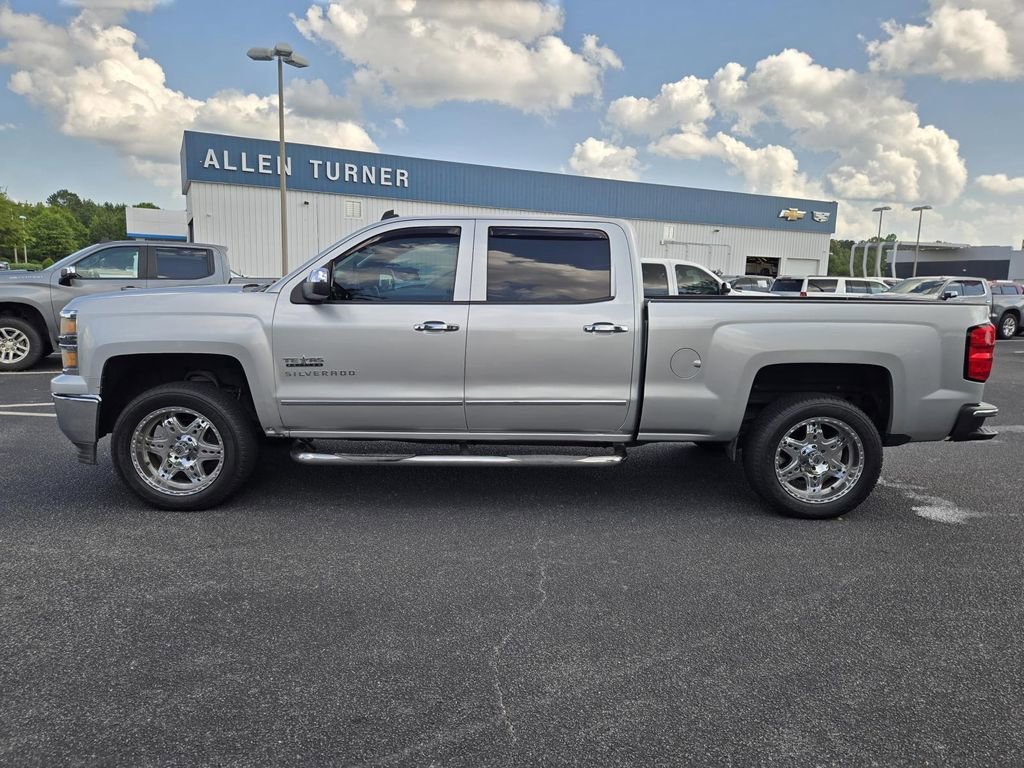 Used 2014 SILVER ICE METALLIC Chevrolet LTZ image 9