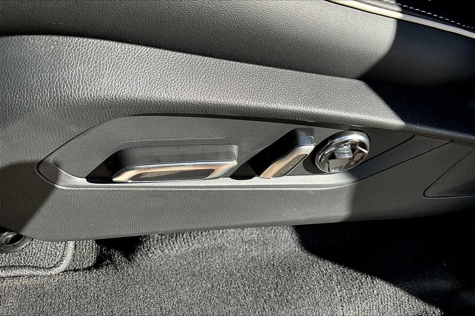 Used 2026 Liquid Carbon Metallic Acura w/Advance Package image 20