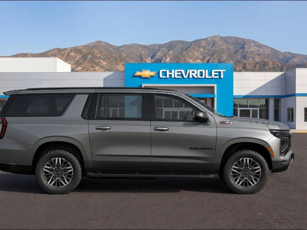 New 2027 Sterling Gray Metallic Chevrolet Z71 image 3