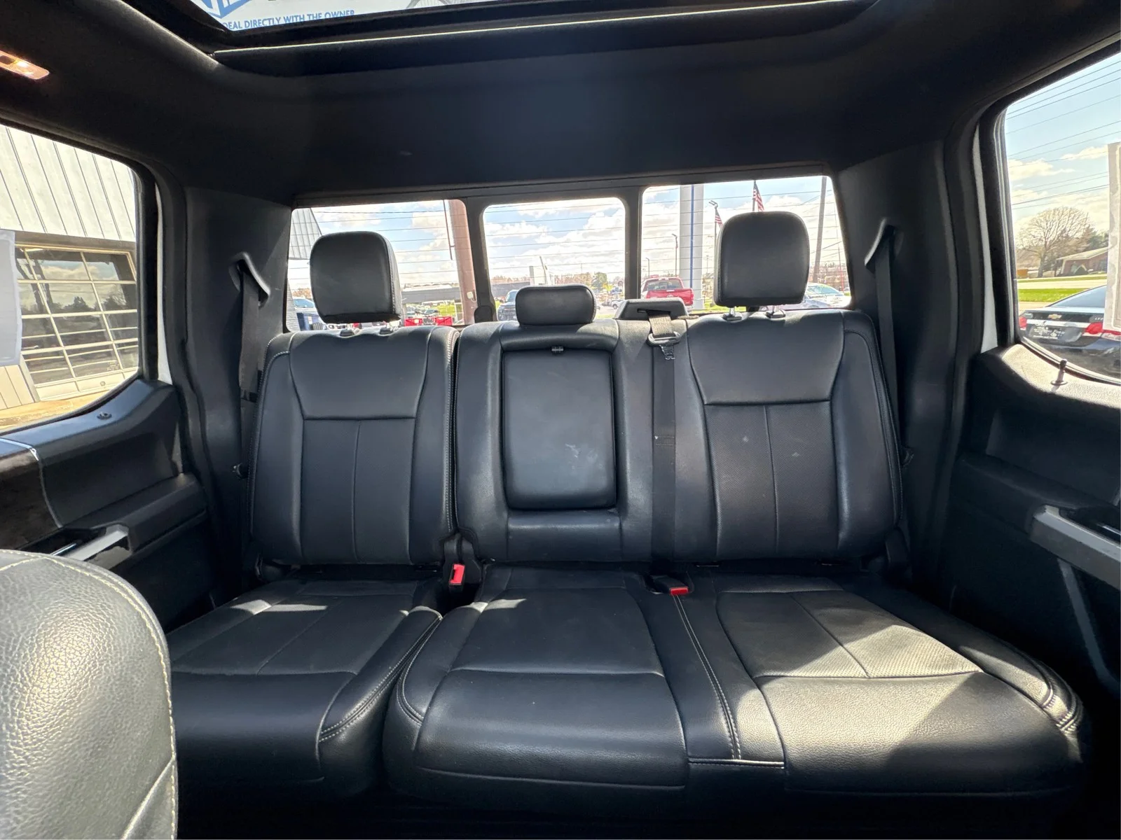 Used 2022 White Ford LARIAT image 9