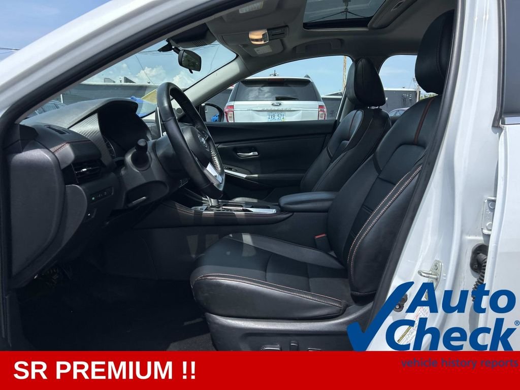 Used 2023 White Nissan SR image 16