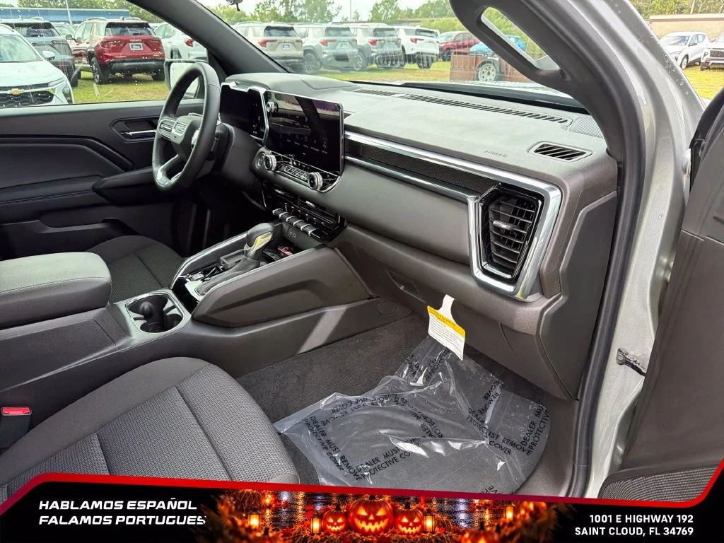 New 2026 Sterling Metallic GMC Elevation image 31
