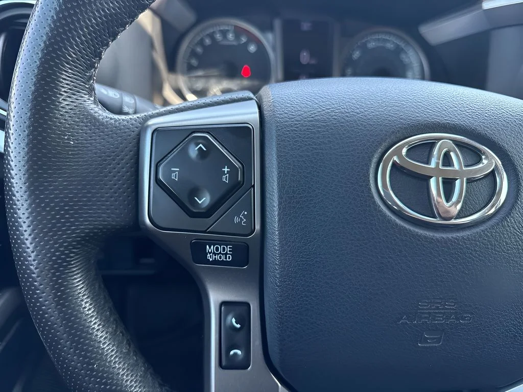 Used 2020 Gray Toyota SR5 image 14