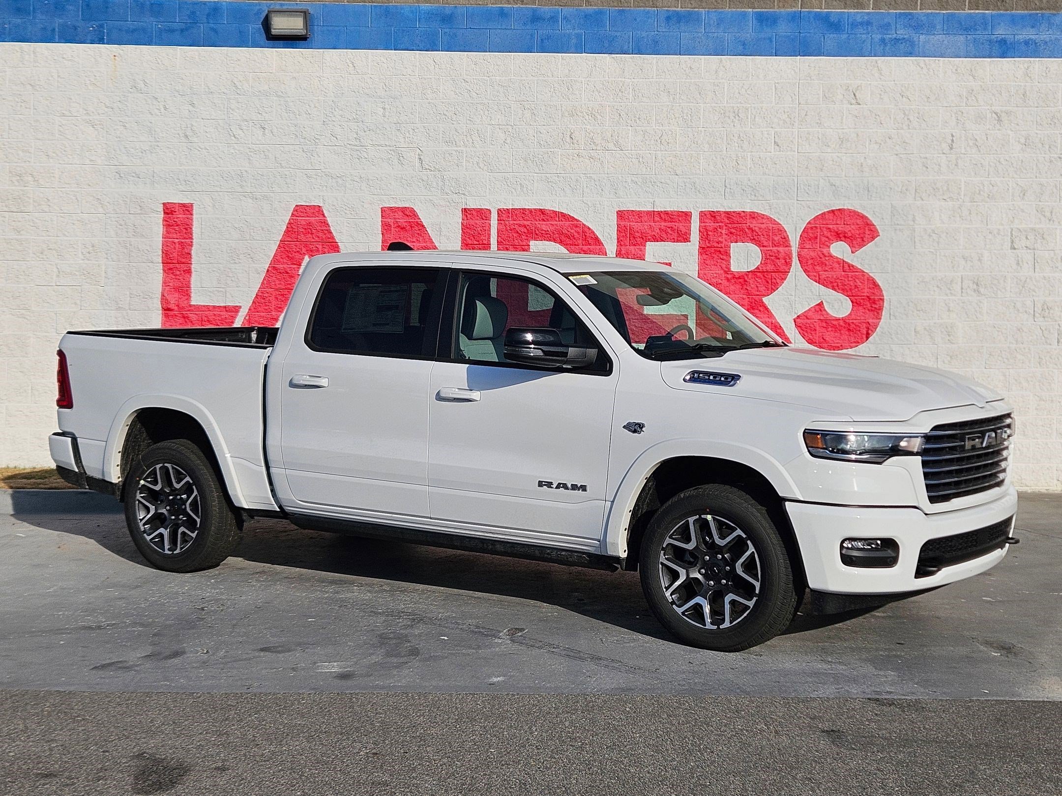 2026 RAM 1500 Laramie 4x4 Crew Cab 5'7's photo