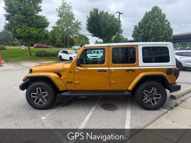 New 2026 Goldilocks Exterior Paint Jeep Sahara image 3