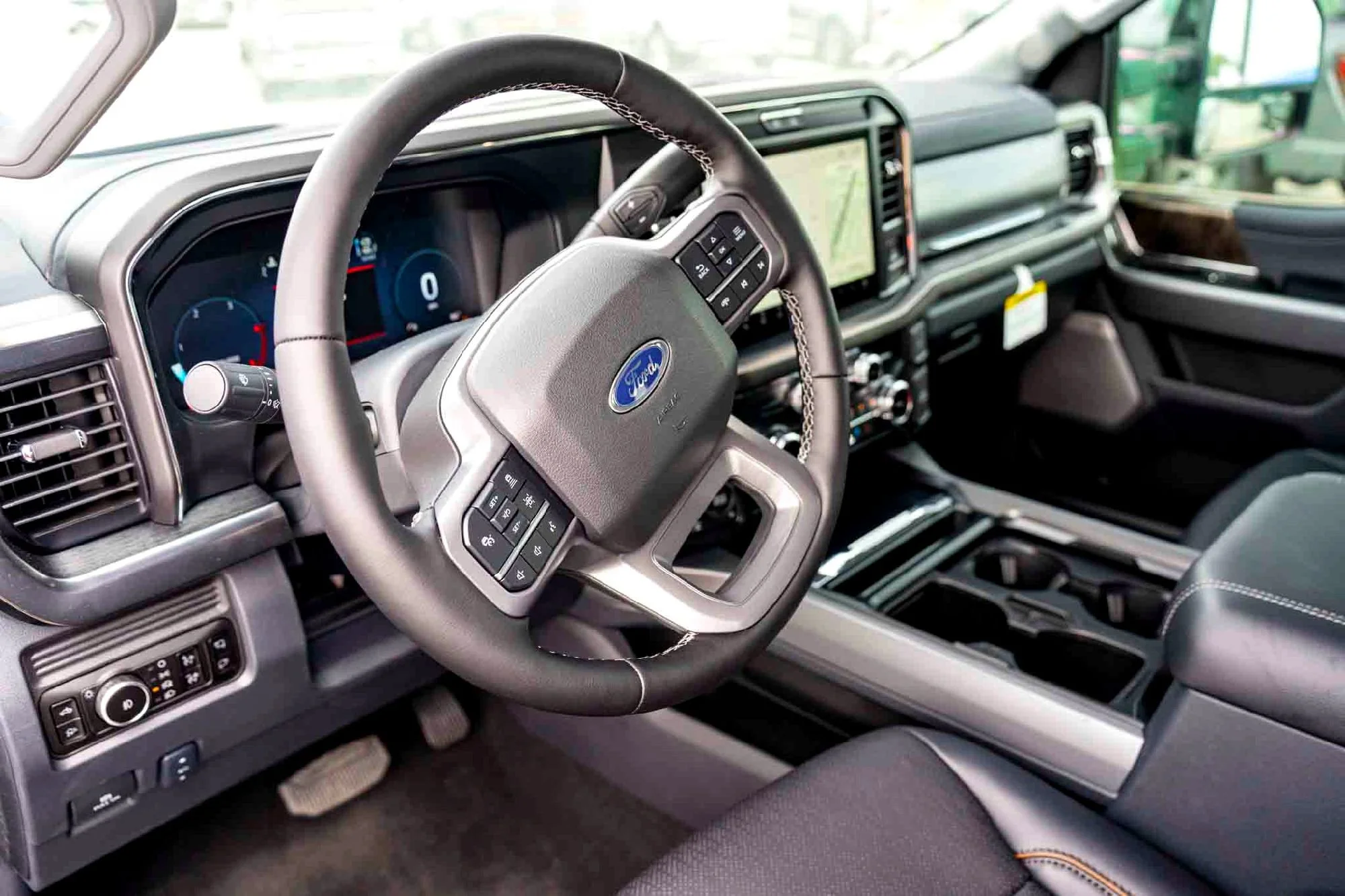New 2026 Glacier Gray Metallic Tri-Coat Ford LARIAT image 10