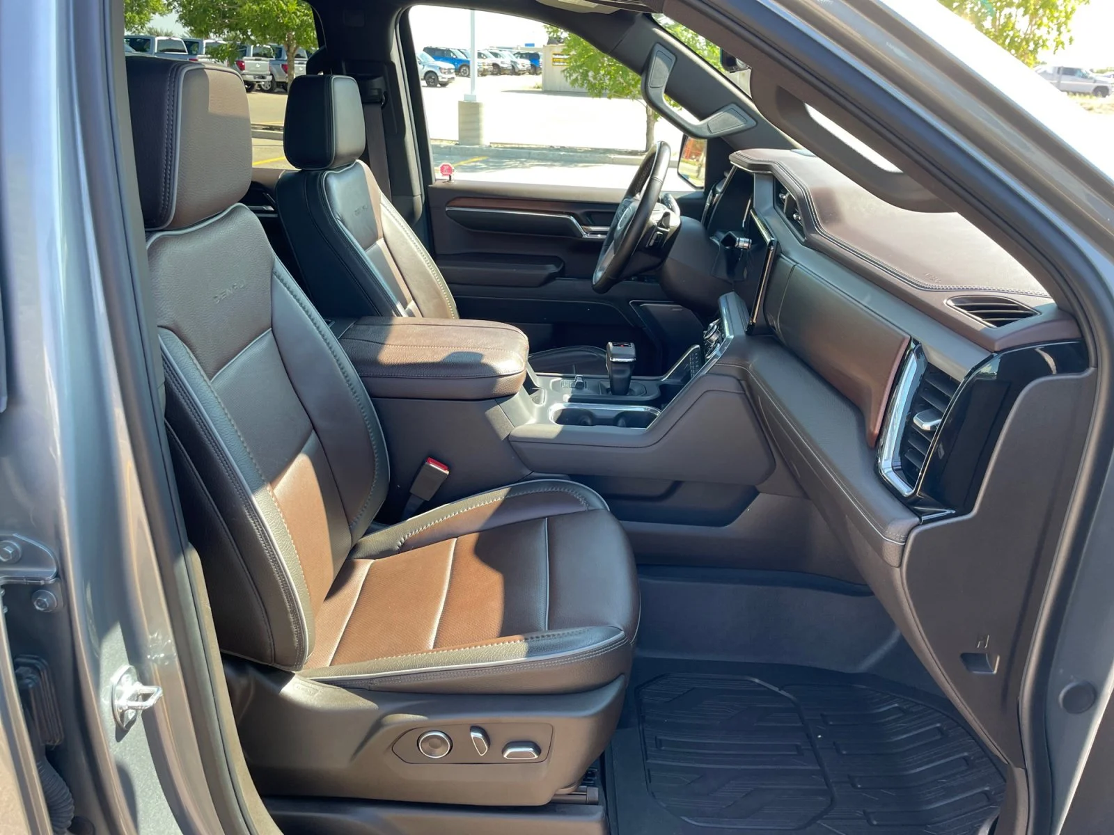 Used 2024 Gray GMC Denali Crew 3.0L Leather Sunroof Navigation 4x4 image 20