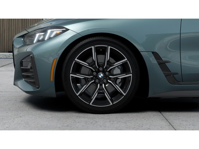 New 2026 Cape York Green Metallic BMW 430i image 7
