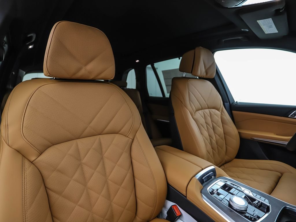 New 2026 Blue BMW xDrive50e image 32