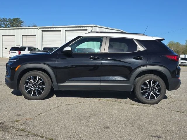 Used 2024 Black Chevrolet ACTIV image 2