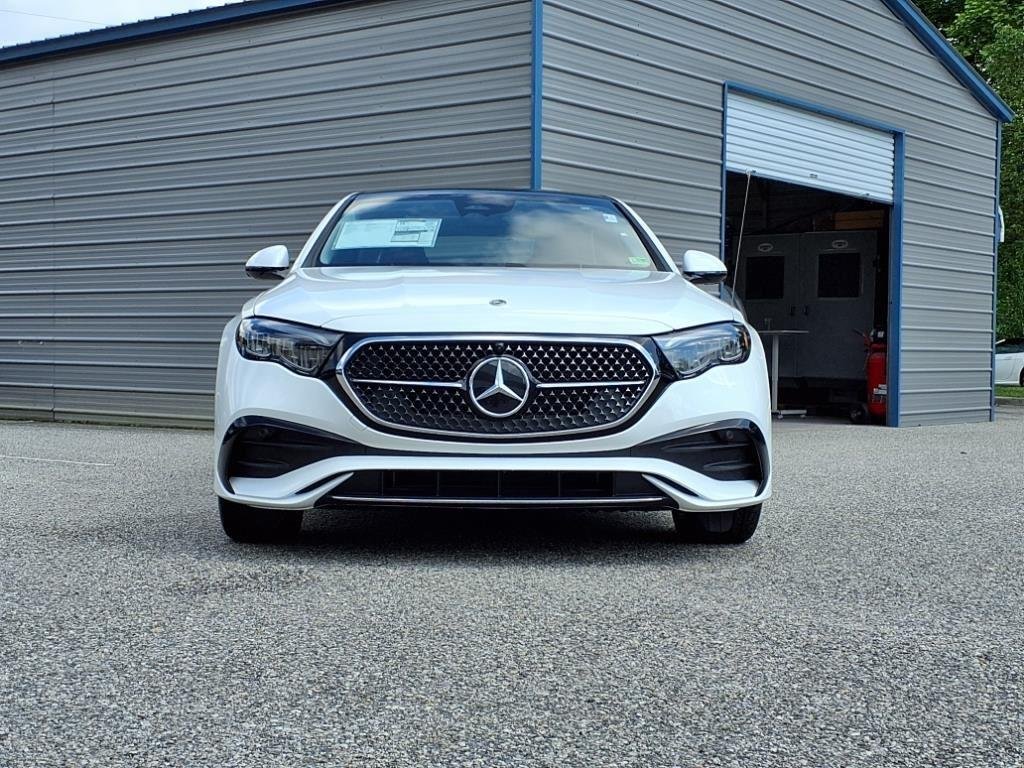 Used 2025 Polar White Mercedes-Benz E 350 image 4