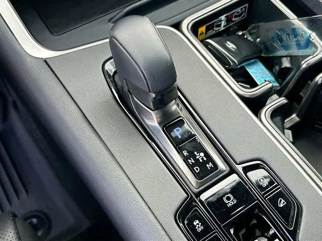 Used 2024 Silver Lexus 350 Luxury image 17
