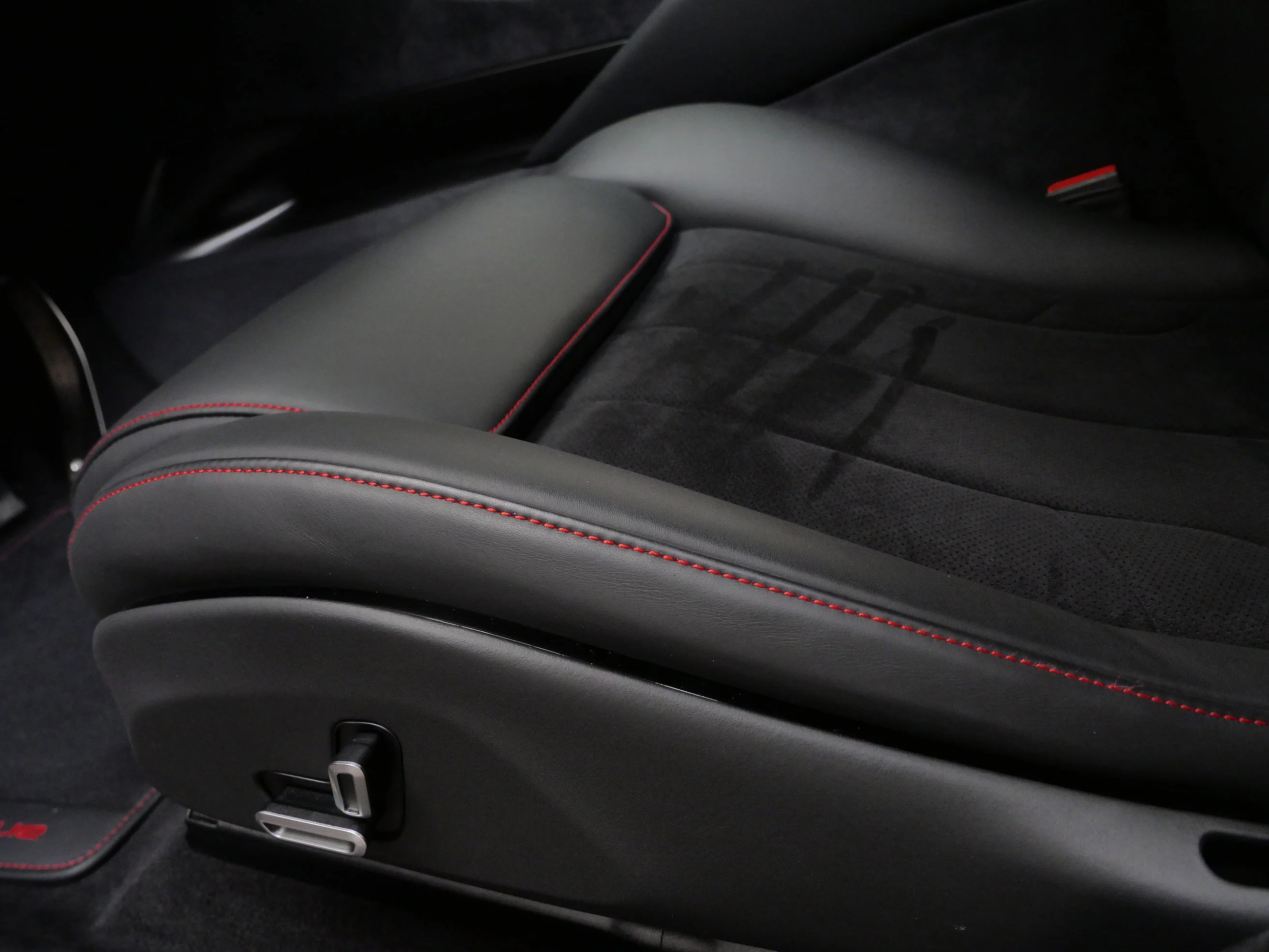 Used 2024 Rosso Portofino Ferrari  image 23