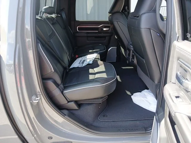 New 2026 Ceramic Gray Clear-Coat Exterior Paint RAM Laramie image 25