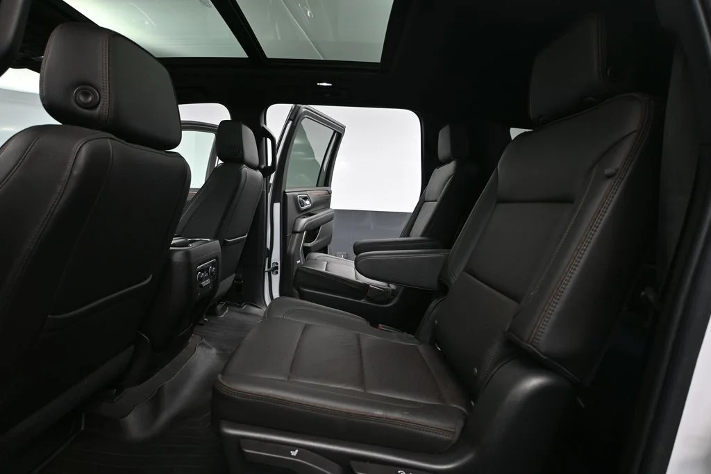 Used 2021 White Chevrolet High Country image 44