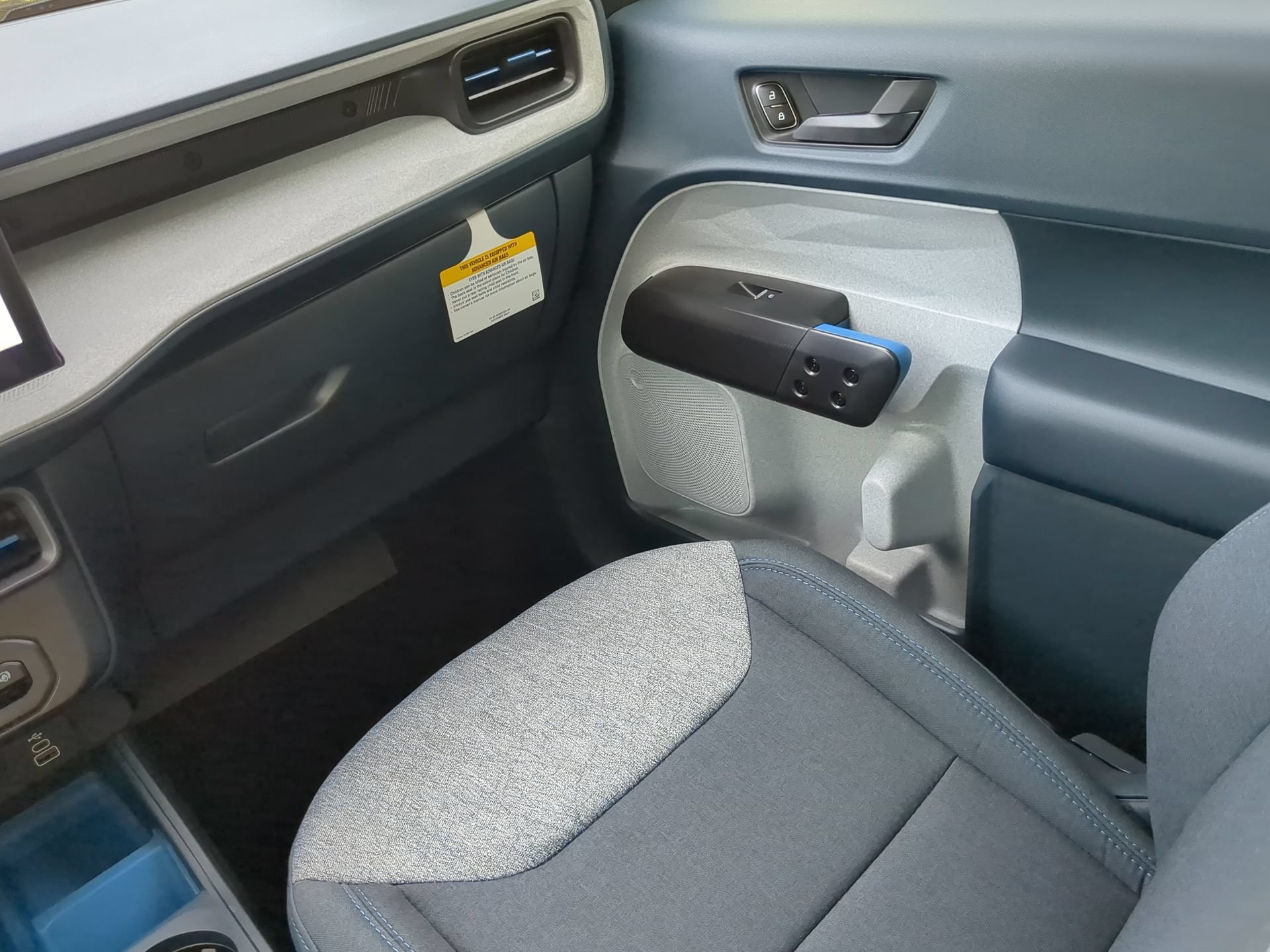 New 2026 Carbonized Gray Metallic Ford XLT image 50