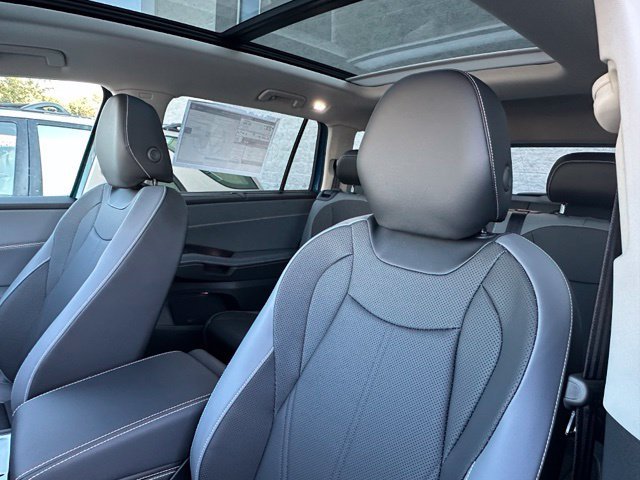 New 2027 Mountain Lake Blue Metallic Volkswagen SE w/Technology image 25