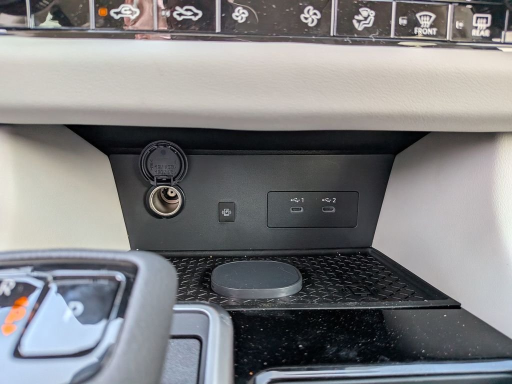Used 2026 White Nissan SL image 36