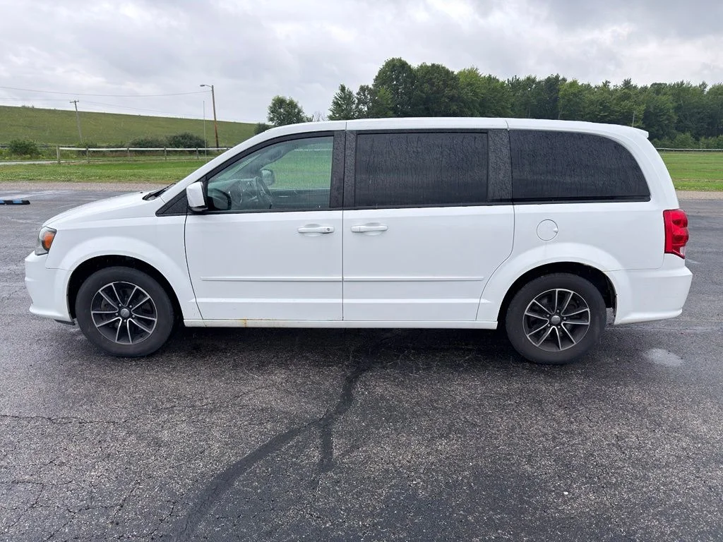 Used 2017 White Dodge SE Plus image 16