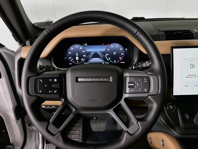 New 2026 White Land Rover X-Dynamic SE image 12