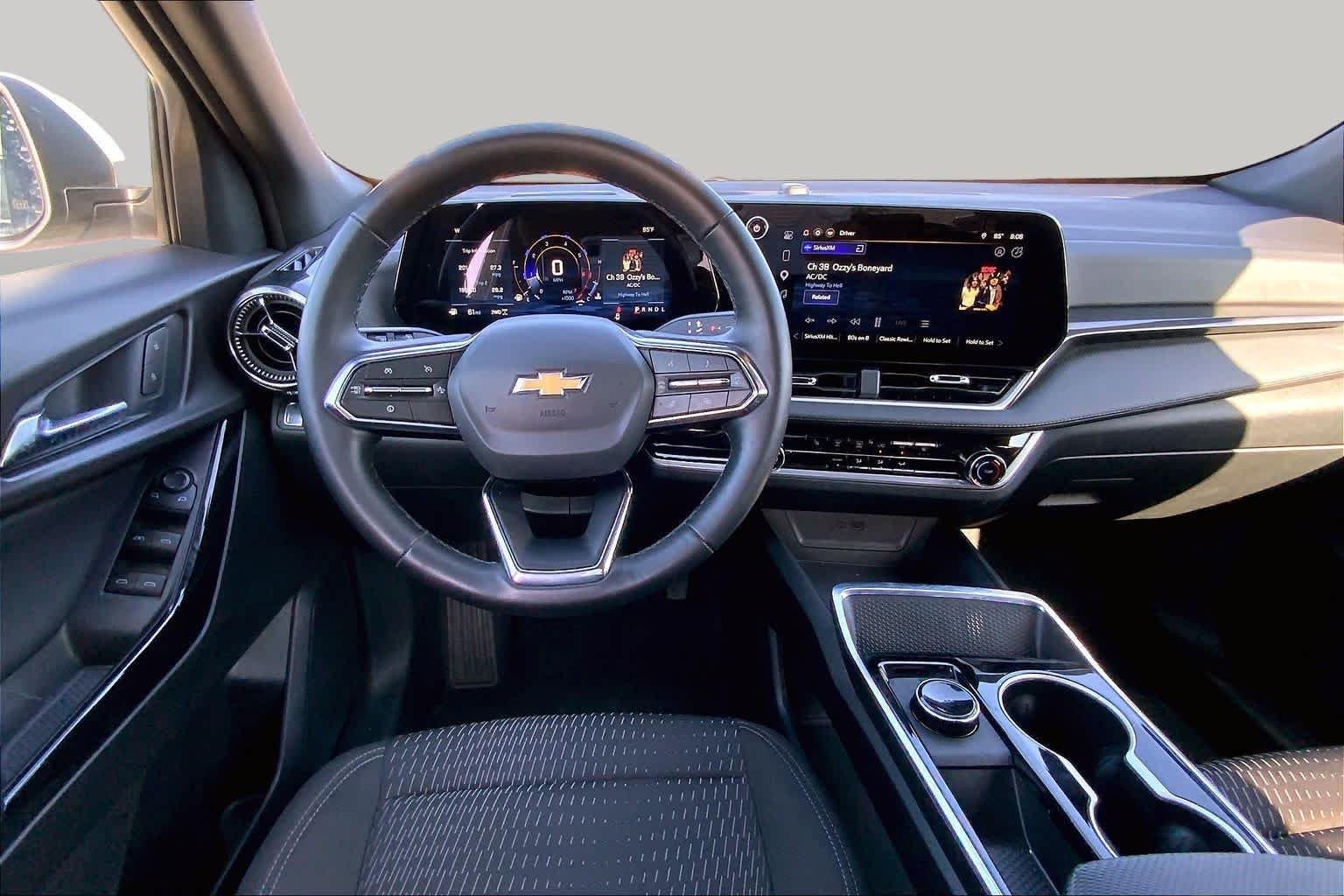 2026 Chevrolet Equinox LT - Photo 6