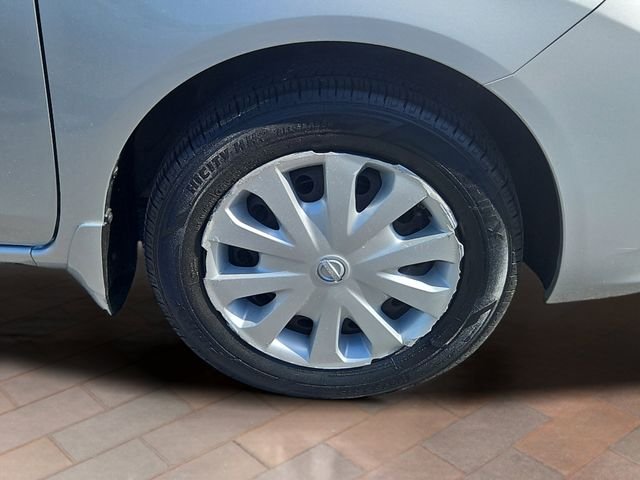 Used 2012 Brilliant Silver Metallic Nissan 1.6 S image 15