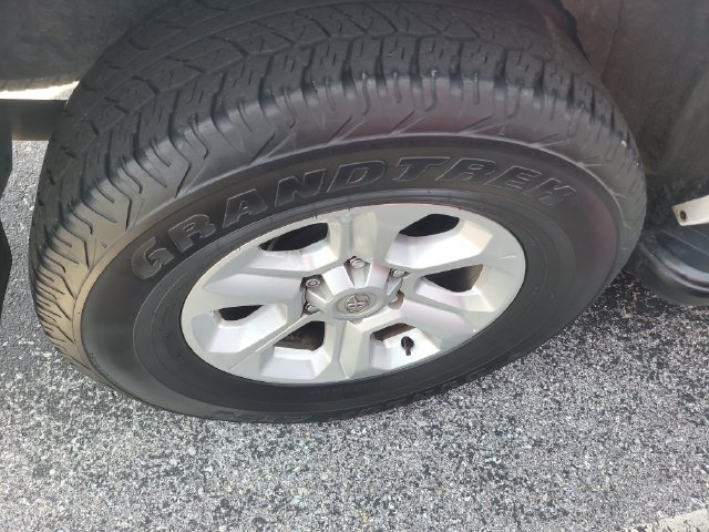 Used 2024 White Toyota SR5 image 6