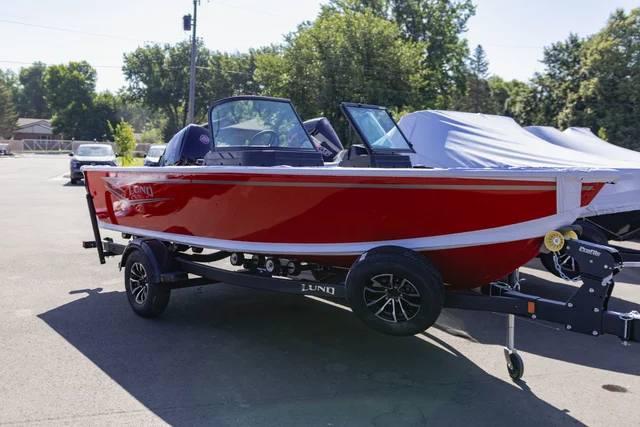 2026 Lund 1800 Explorer Sport 
