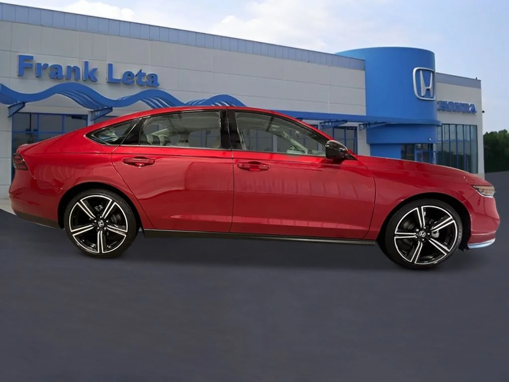New 2026 Radiant Red Metallic Honda SE image 7