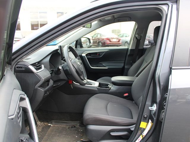 Used 2019 Magnetic Gray Metallic Toyota LE image 12