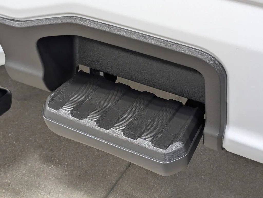 New 2026 Oxford White Ford F-250® XL image 30