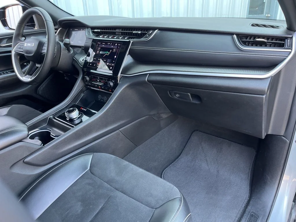 2024 Jeep Grand Cherokee L Altitude - Photo 40