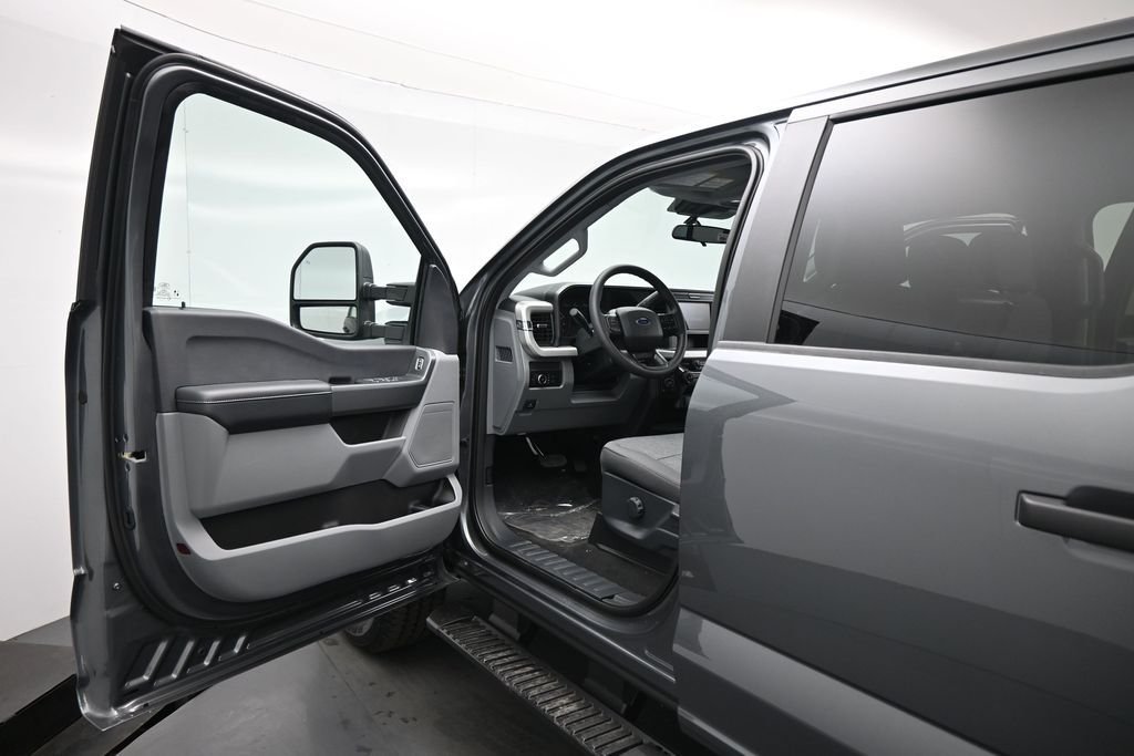 New 2026 Carbonized Gray Metallic Ford XL image 8