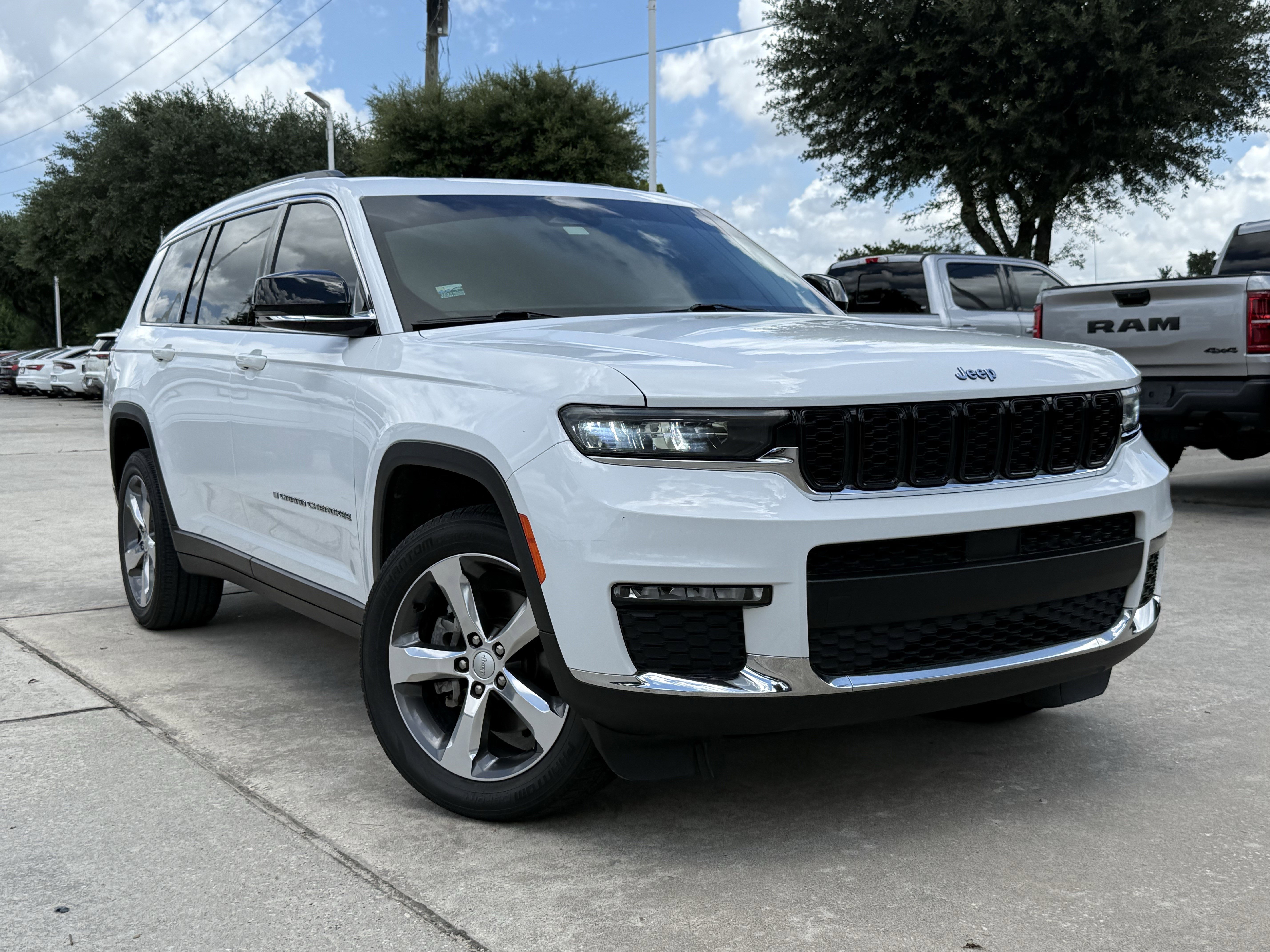 Used 2021 Bright White Clearcoat Jeep Limited image 2