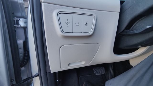 Used 2023 Silver Hyundai Limited image 18