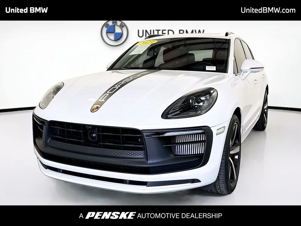 2023 Porsche Macan GTS's photo