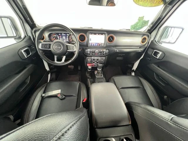 Used 2023 White Jeep Mojave image 17
