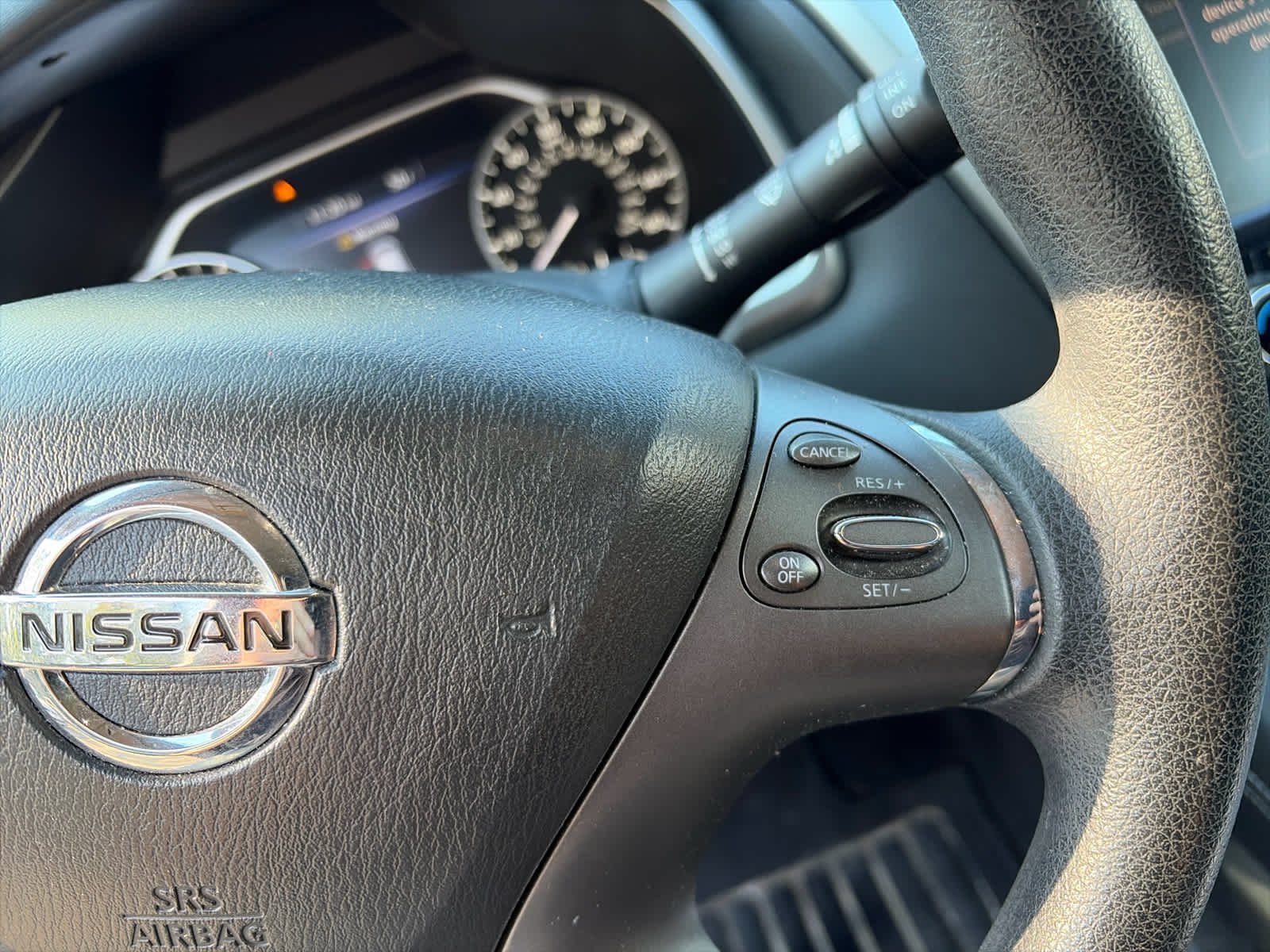 Used 2020 SUPER BLACK Nissan S image 13