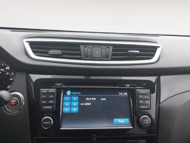 Used 2014 Graphite Blue Nissan SV image 15