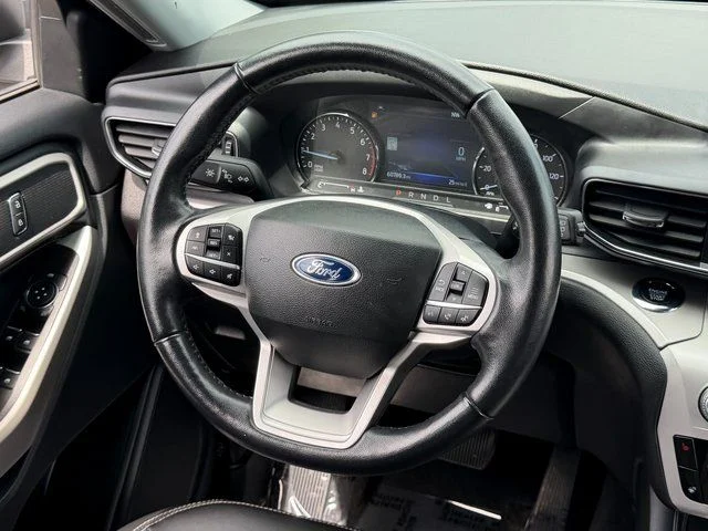 Certified Used 2022 Iconic Silver Metallic Ford  image 18