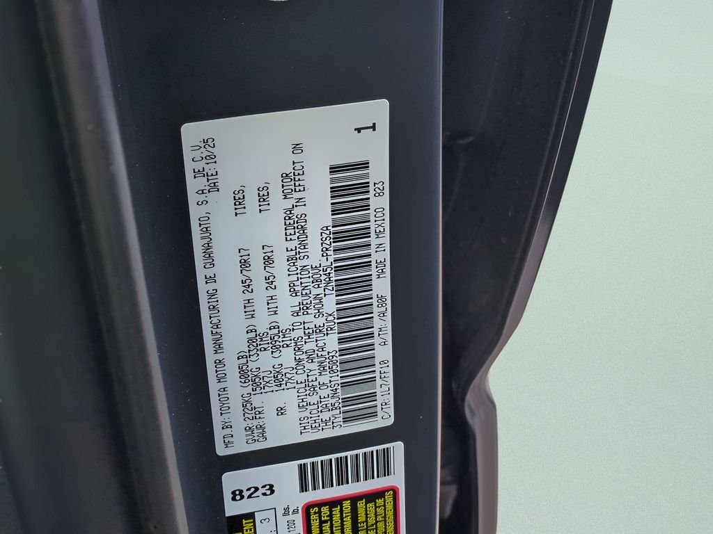 2025 Toyota Tacoma SR5 - Photo 30