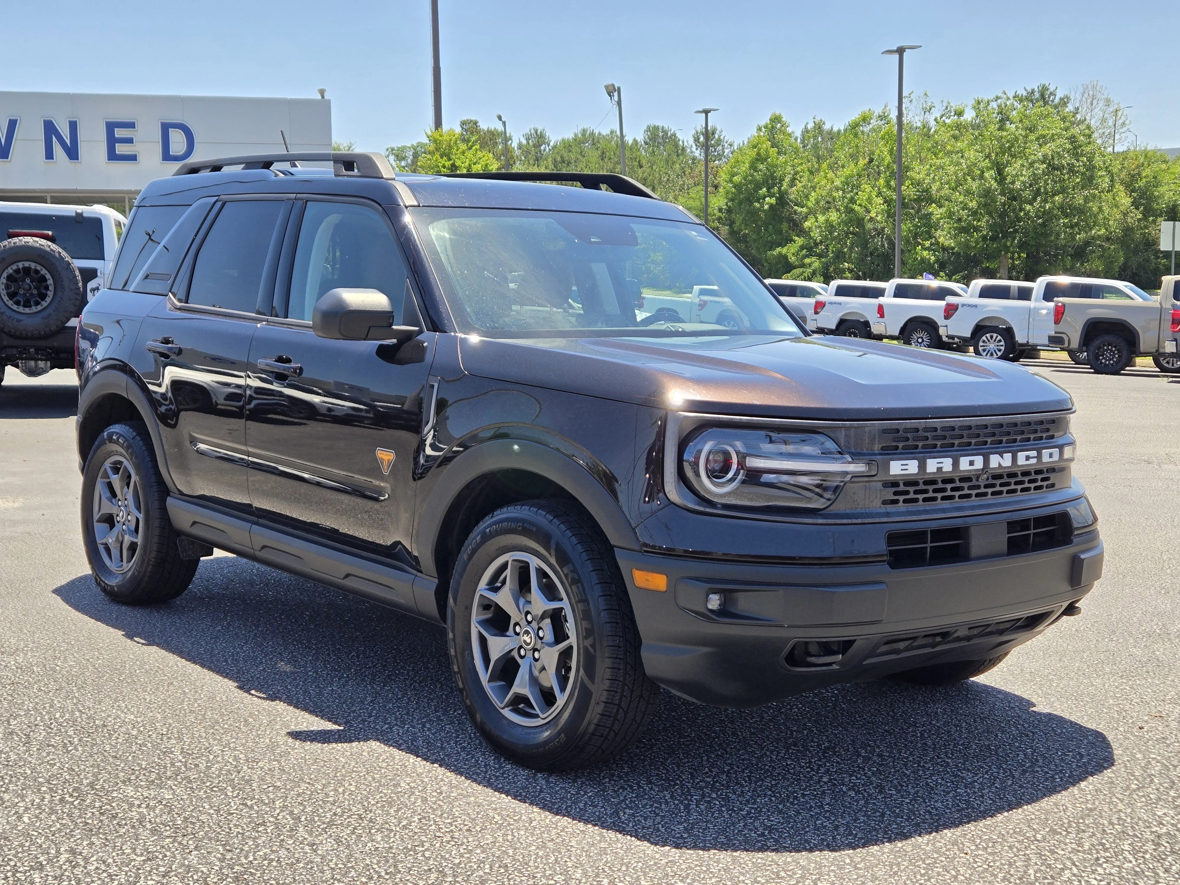 Used 2021 Kodiak Brown Metallic Ford Badlands image 6