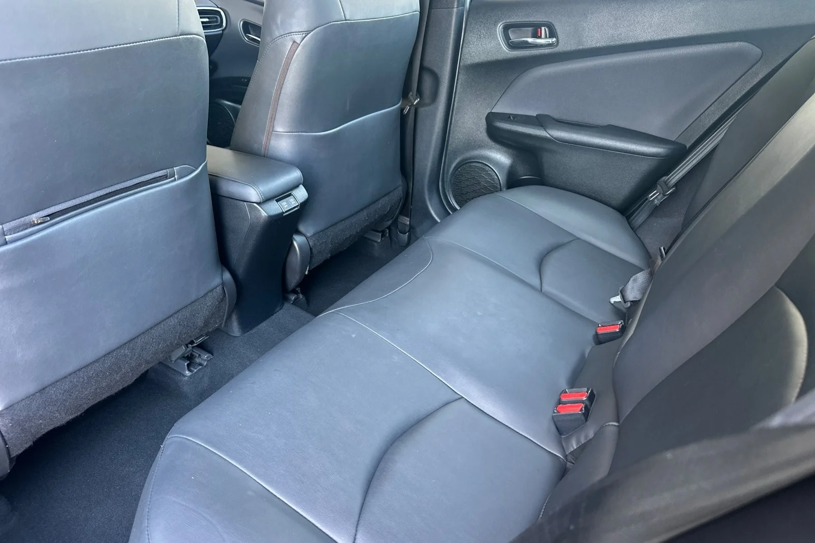 Certified Used 2021 MIDNIGHT BLACK Toyota XLE image 11