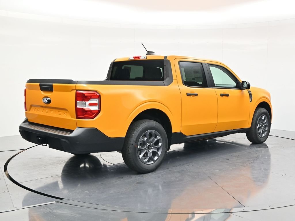 New 2026 Orange Fury Metallic Tri-Coat Ford XLT image 5