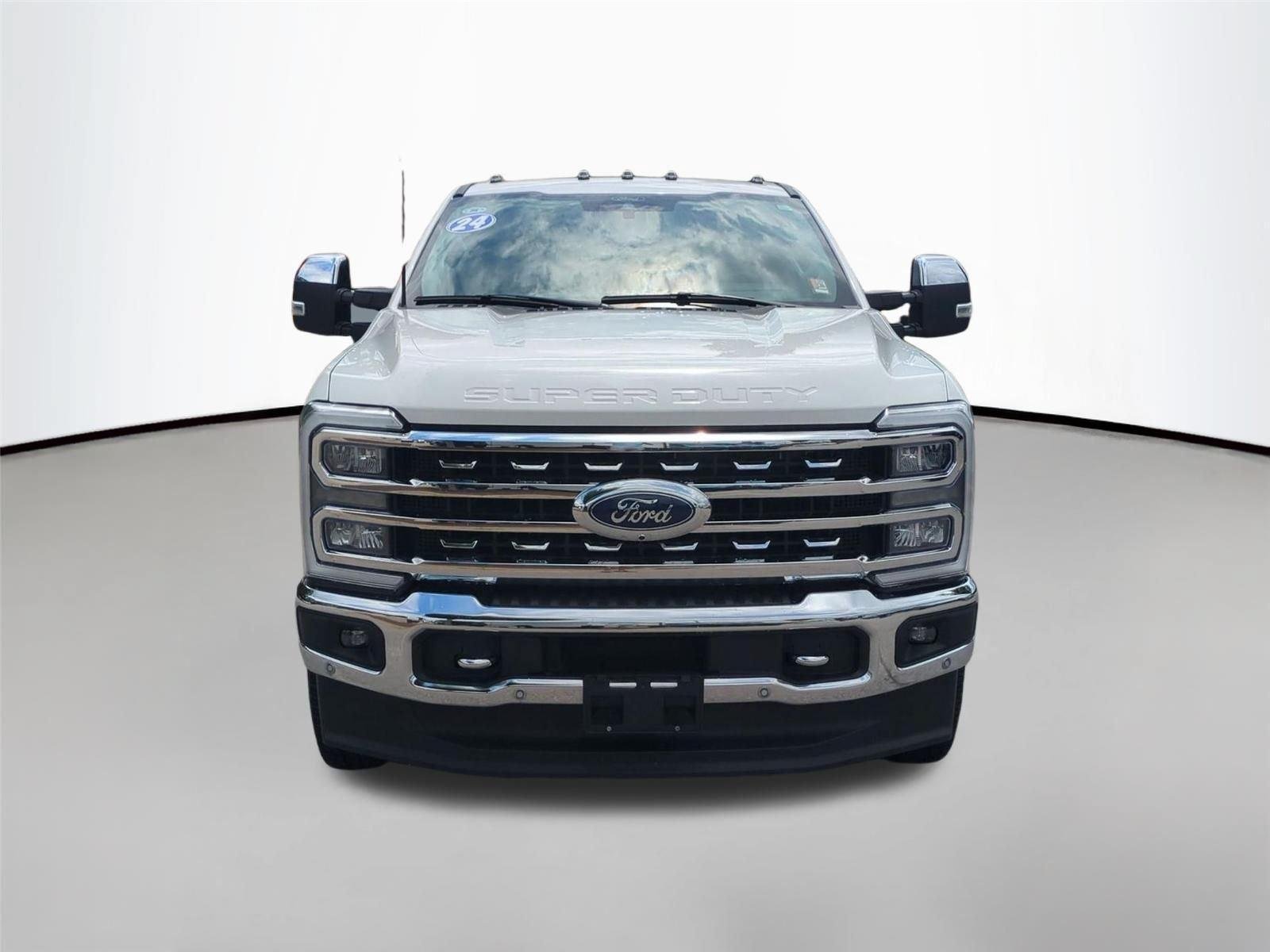 Used 2024 Star White Metallic Tri-Coat FORD  image 8